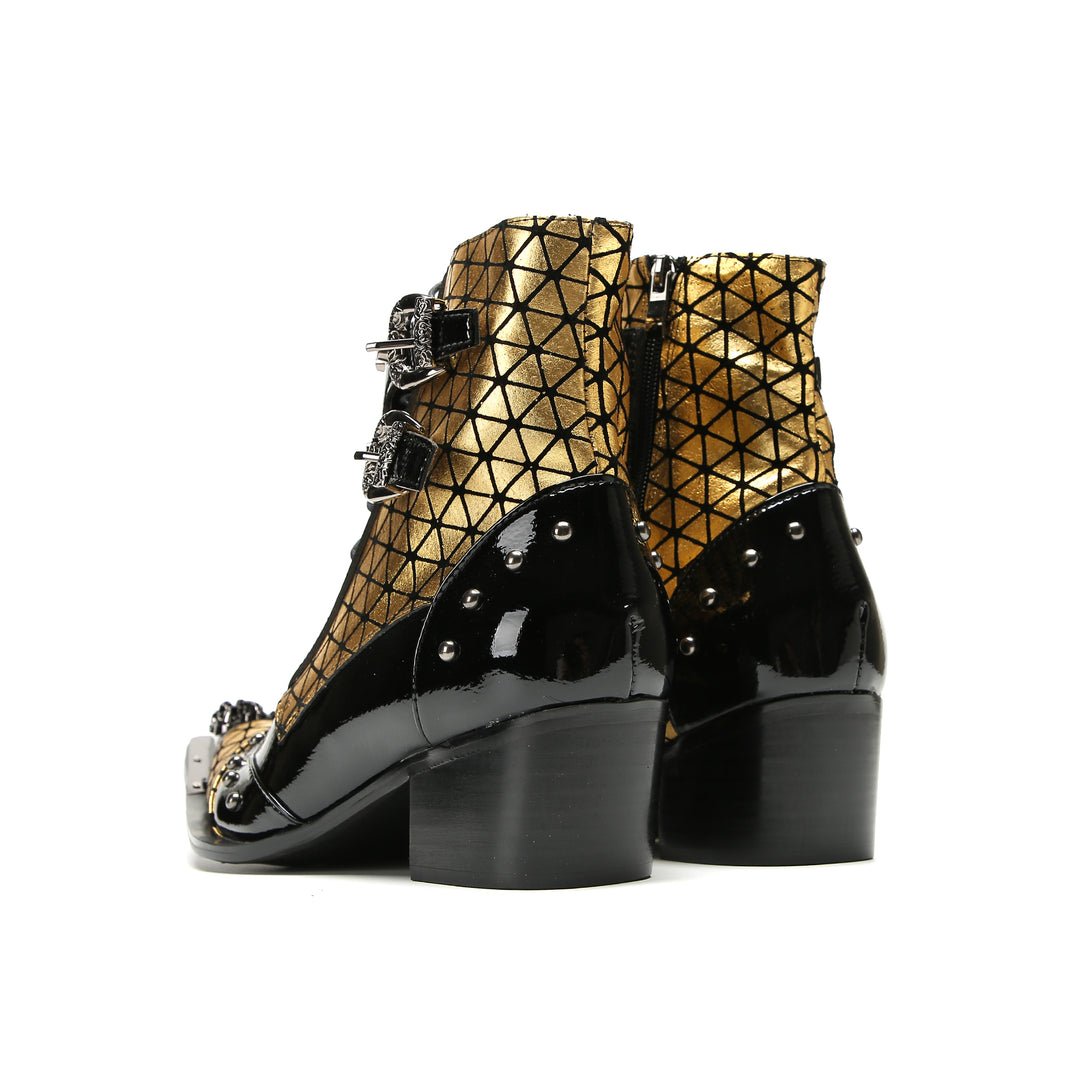 Black Gold Studded Pointed Shoes 9996