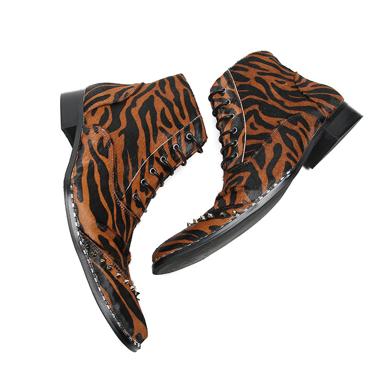 Tiger Print Rivet Pointed Shoes 9963