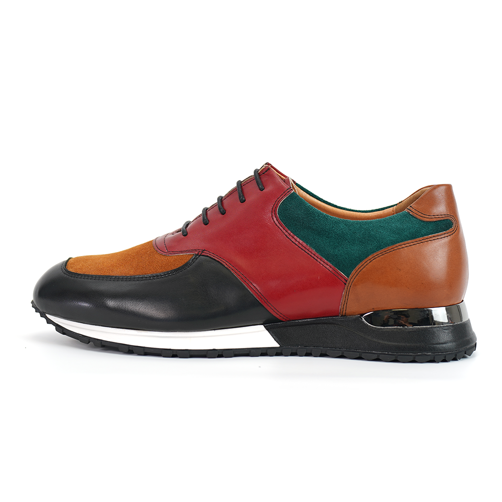 Strada Sneakers